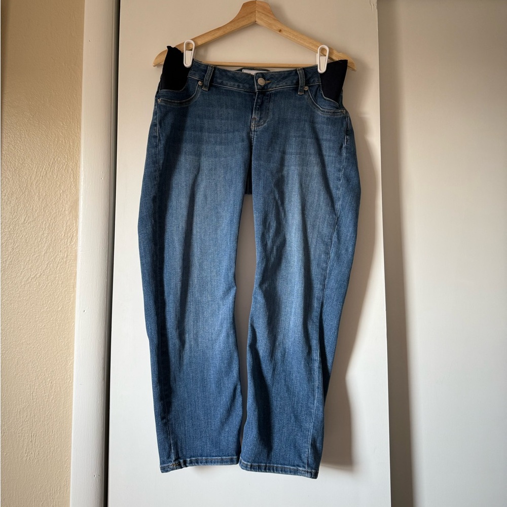 GAP Women's Classic Blue Straight Leg Jeans